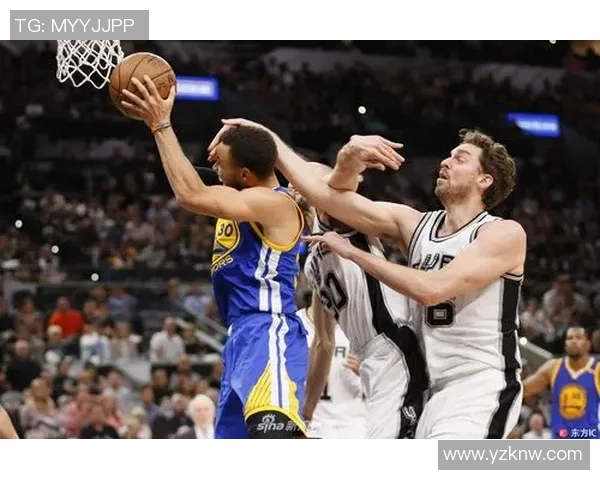 勇士与骑士第五场对决回顾传奇时刻与精彩瞬间的碰撞 勇士与骑士第五场对决回顾传奇时刻与精彩瞬间的碰撞